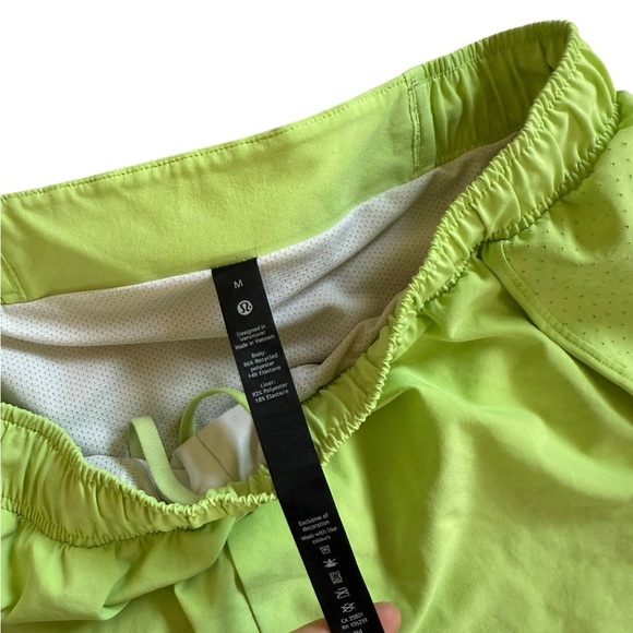 Lululemon Men’s Surge 6” Shorts Lime Green - Picture 6 of 10